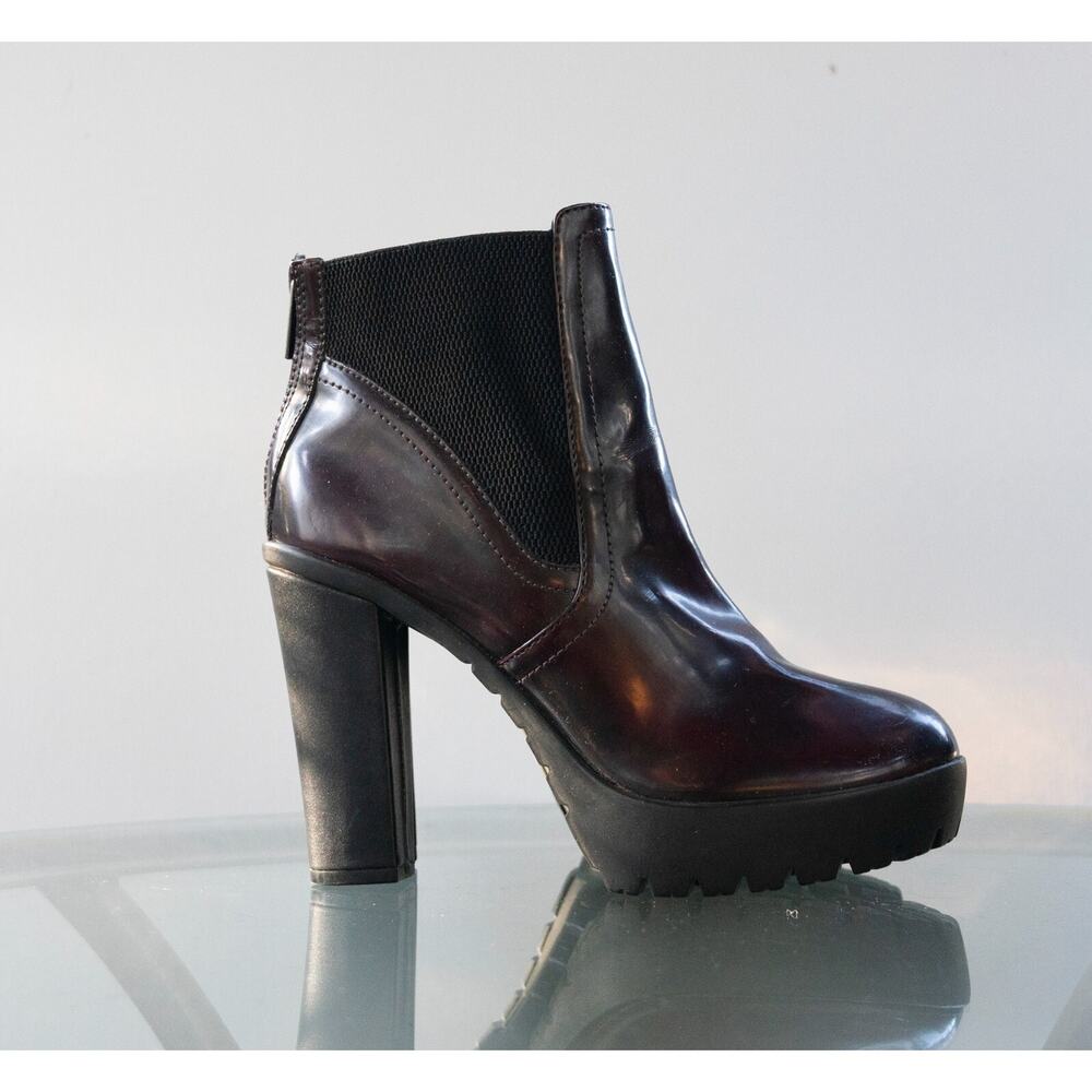 Steve Madden Amandaa Burgundy Lug Bottom Platform Booties Womens Size 10M